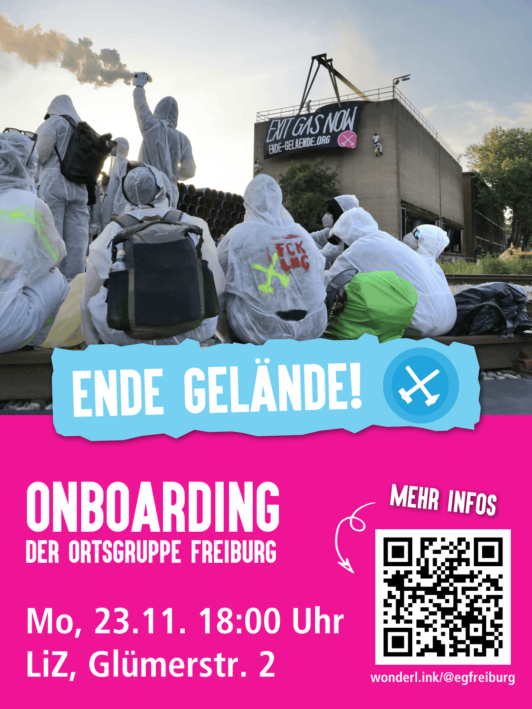 Auf dem Bild sind Aktivist*innen mit weißen Maler*innenanzügen zu sehenSie stehen vor einem Gelände eines Kraftwerks. Vom Dach des Kraftwerks hängt ein Banner "Exit Gas Now".